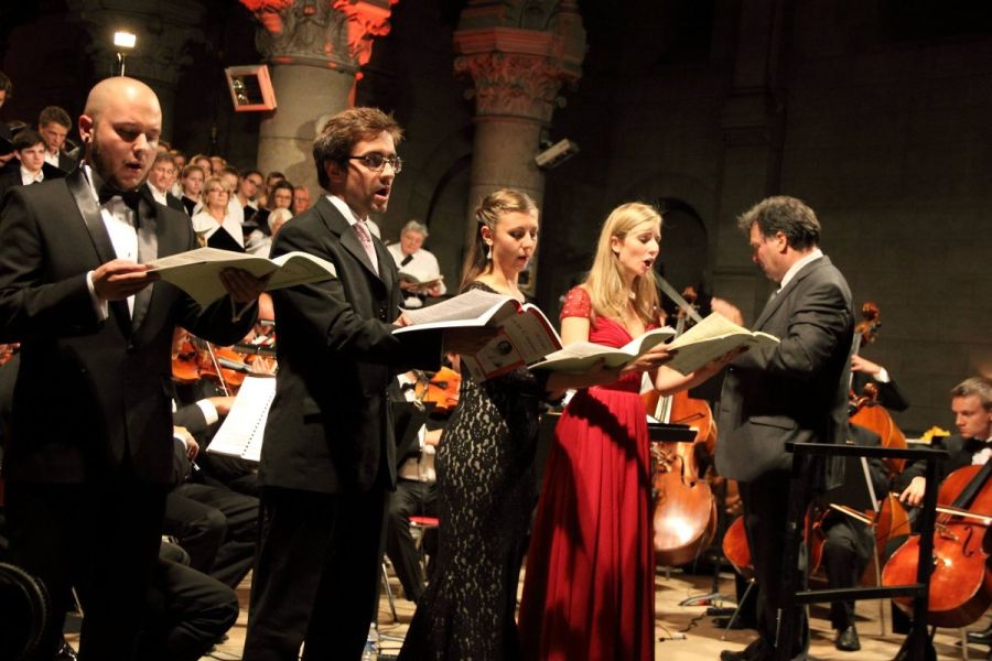 Estivales En Puisaye 2014 - 2nd soprano in “Mass in c minor” by Mozart, 23-24.08.2014. Briare, Toucy (France)